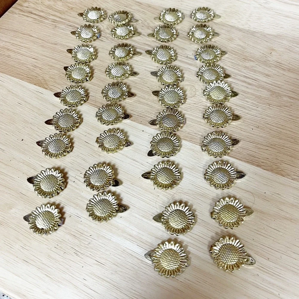 Vintage 80s 90s Gold Sunflower Plastic Snap Tight Hair Barrettes Shiny Goody